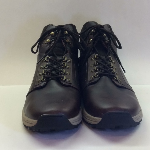 khombu hiking boots women's